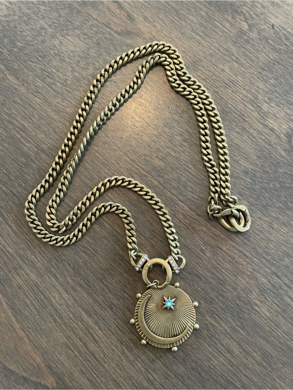Stella & Dot Antique-Style Gold Tone Star Medallion Pendant Necklace